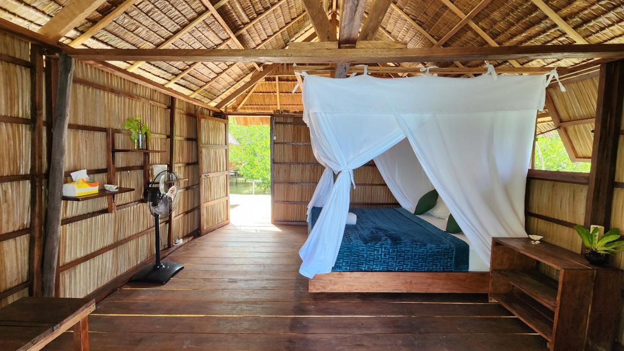 Mansuar Raja Ampat Bungalows Kri Eksteriør bilde